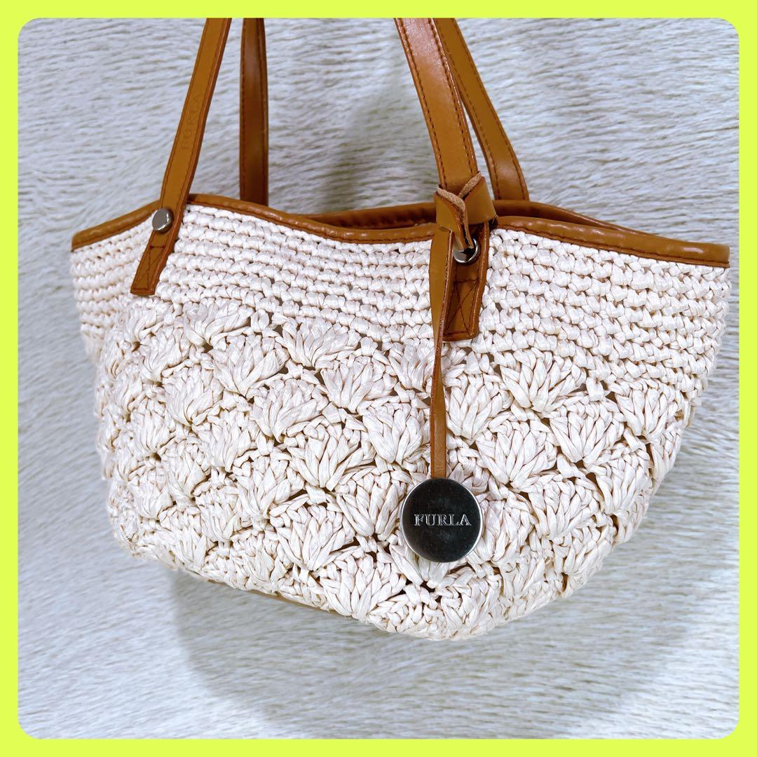 ✨極美品✨フルラ FURLA ベージュ ストローバッグ かごバッグ トート ✧