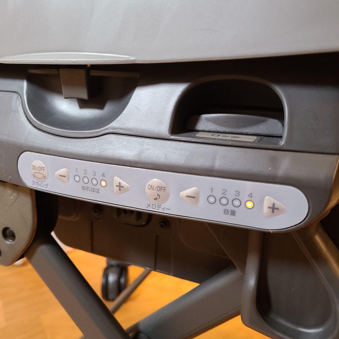 Combi　コンビ　ホワイトレーベルネムリラ　ハイローチェア　電動タイプ