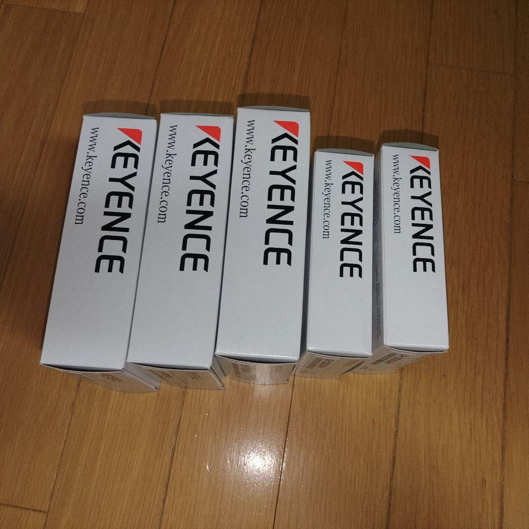 KEYENCE　LR-TB2000×3　LR-Z250AN×2