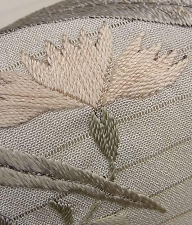 QJLLB 特選古美術　古帯　日本刺繍　アンティーク　九寸名古屋帯
