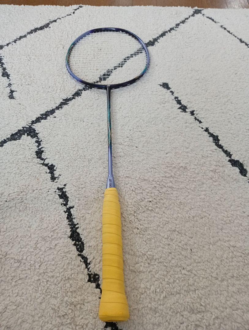 YONEX ASTROX 55aバドミントンラケット