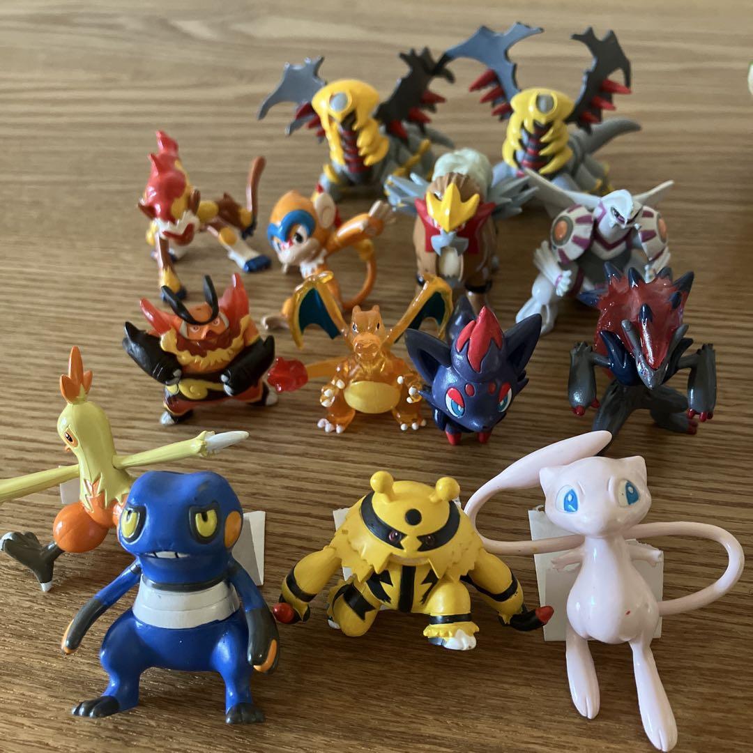 ポケモン　フィギア、指人形など　まとめ売り