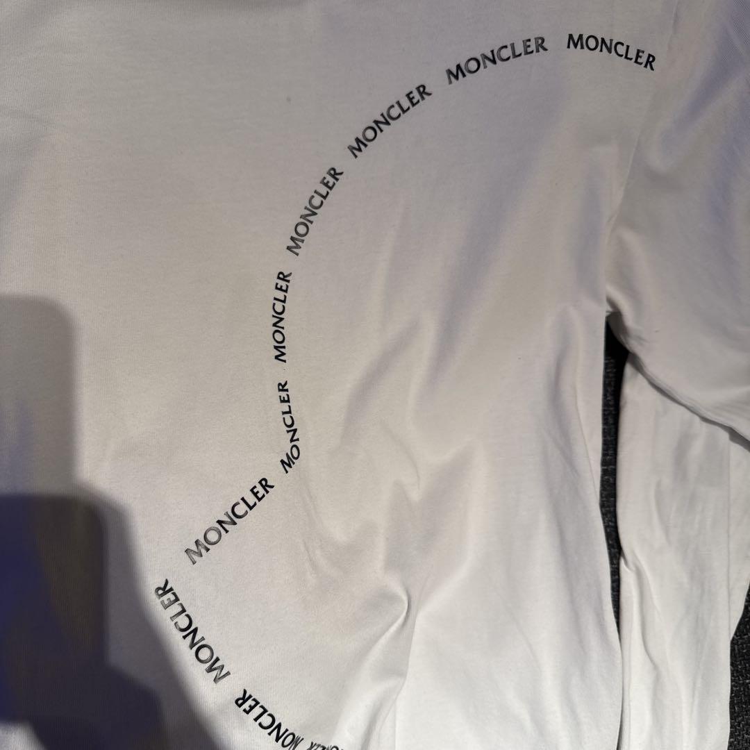 MONCLER | モンクレール 8D00009 8390T