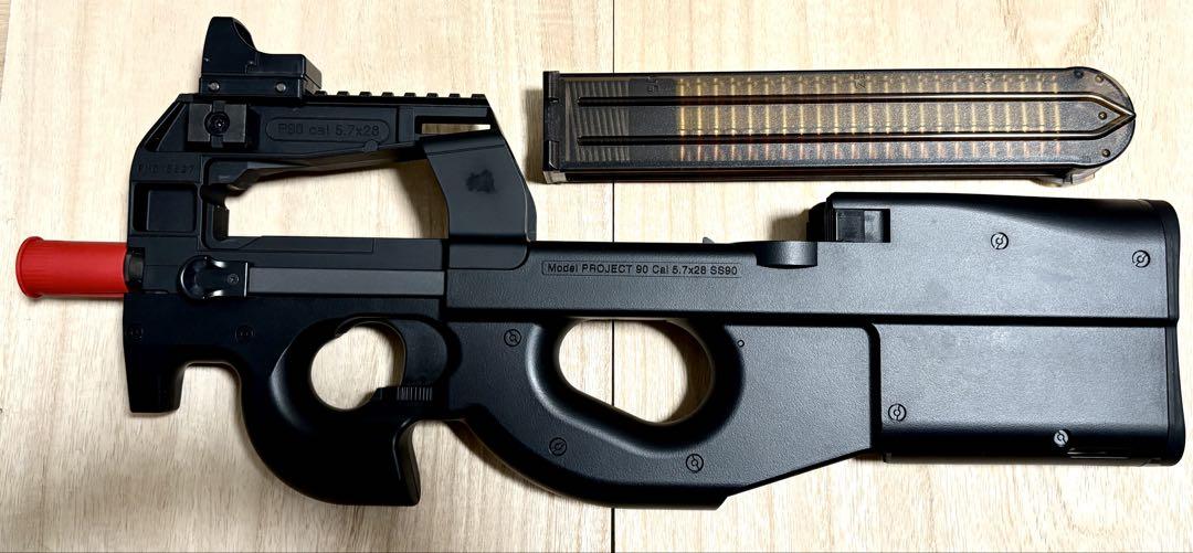P-90プラス(P-90＋)、他装備品