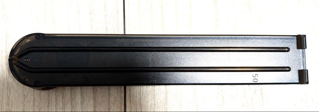 P-90プラス(P-90＋)、他装備品
