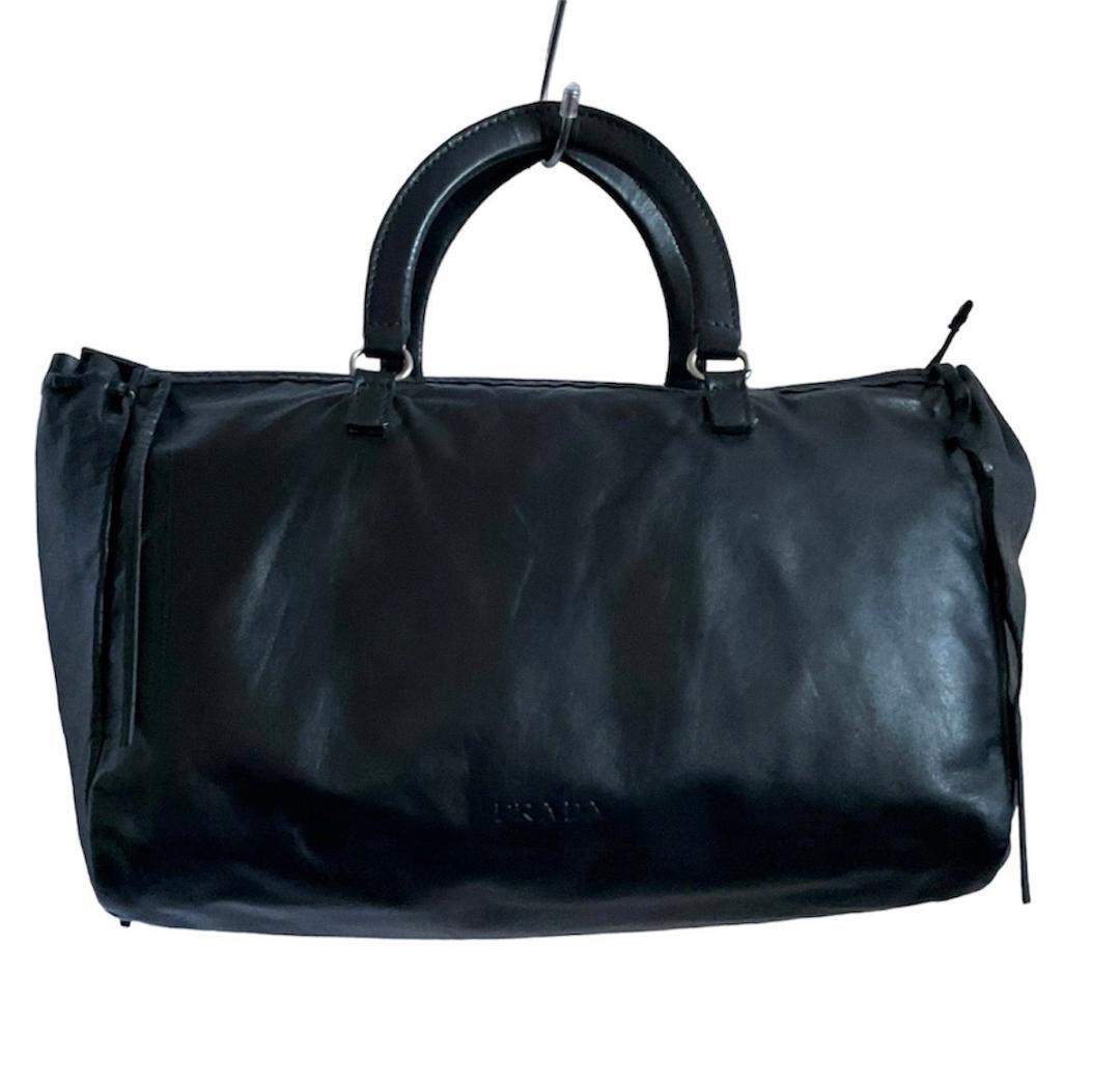 PRADA プラダ