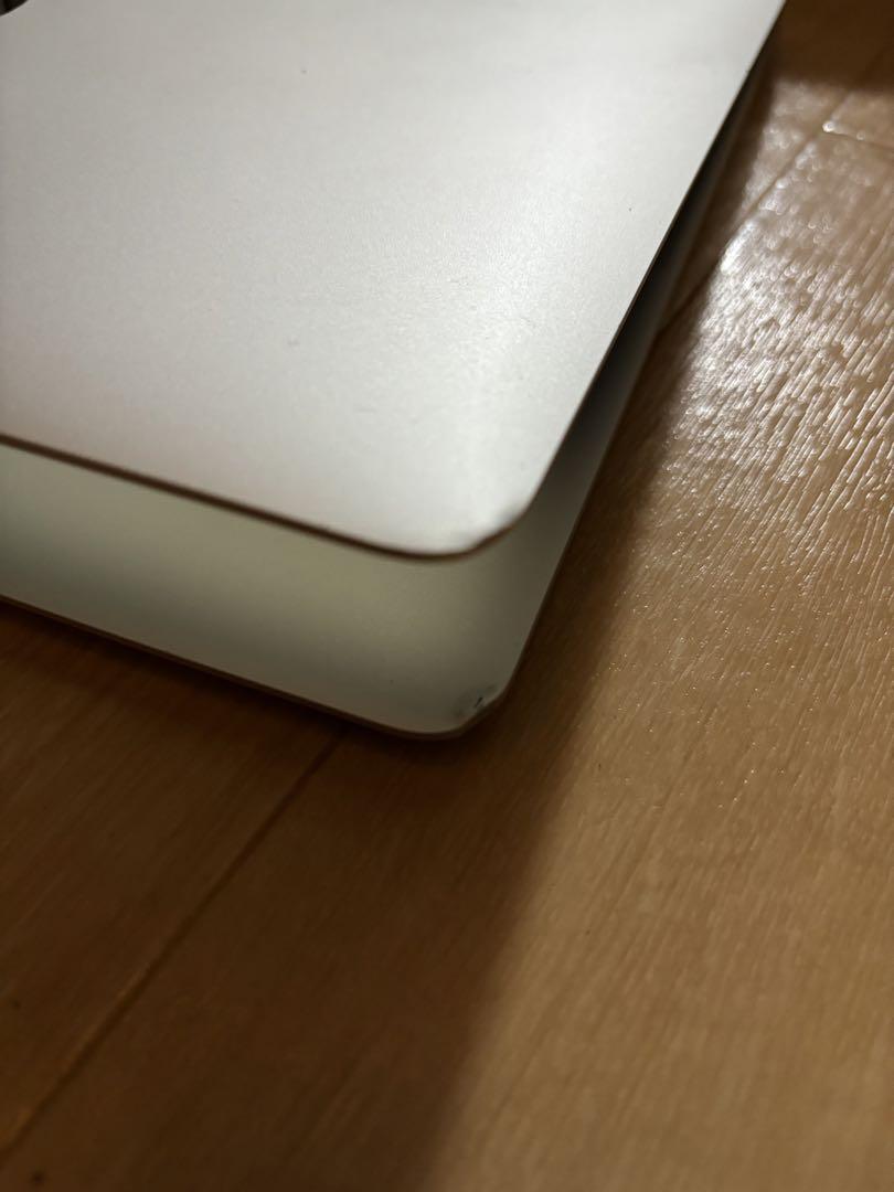 Apple MacBook Air 13インチ/RAM 8GB/SSD256GB