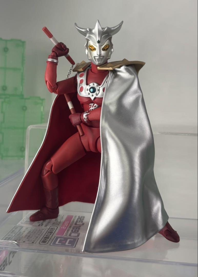 S.H.Figuartsフィギュアーツウルトラマンレオ専用　改造マント