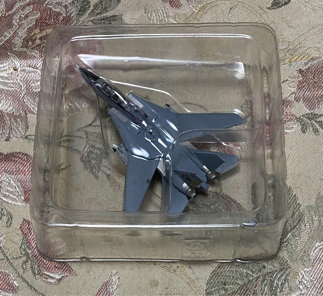 ヘルパ1／200 F-14Aトムキャット VF-211