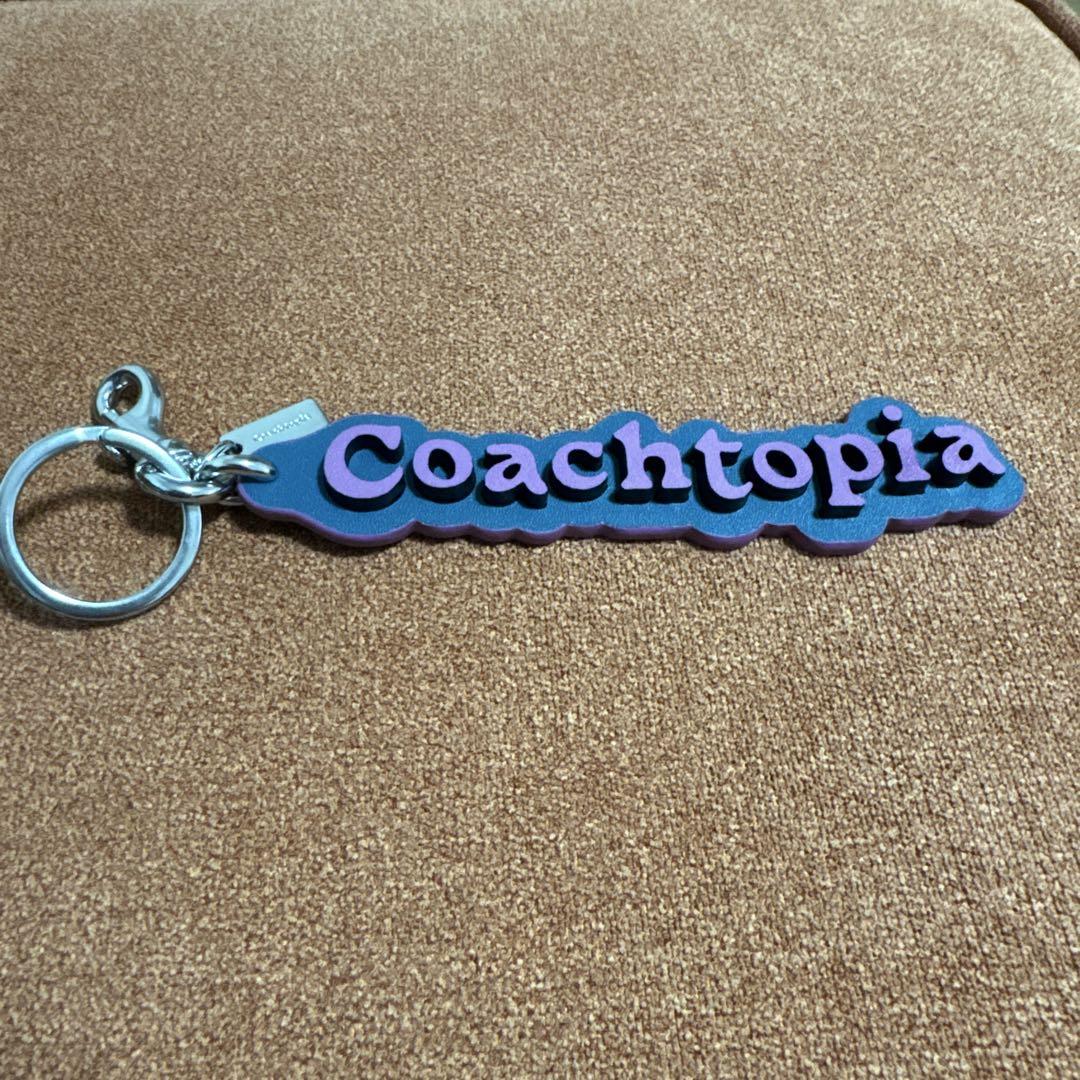 Coachtopia レザー チャーム 青紫