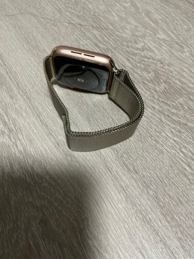 Apple WatchSE初代 本体 ローズゴールド　44mm 新品バンド付き