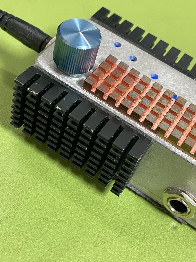 LCA 12AU Buffer/Booster ACアダプター付き