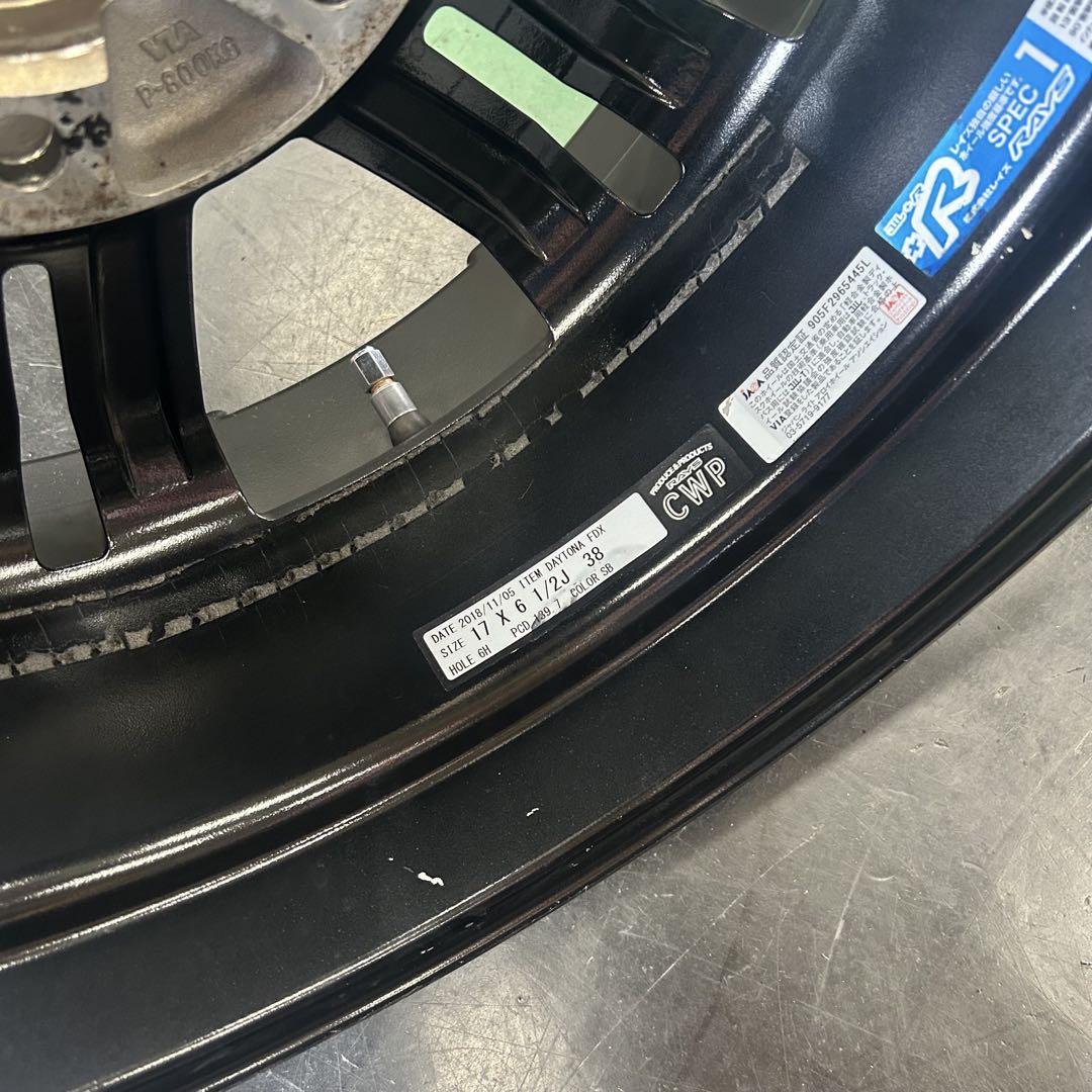 中古アルミ17X6.5 RAYS DAYTONA FDXハイエース用　4本セット