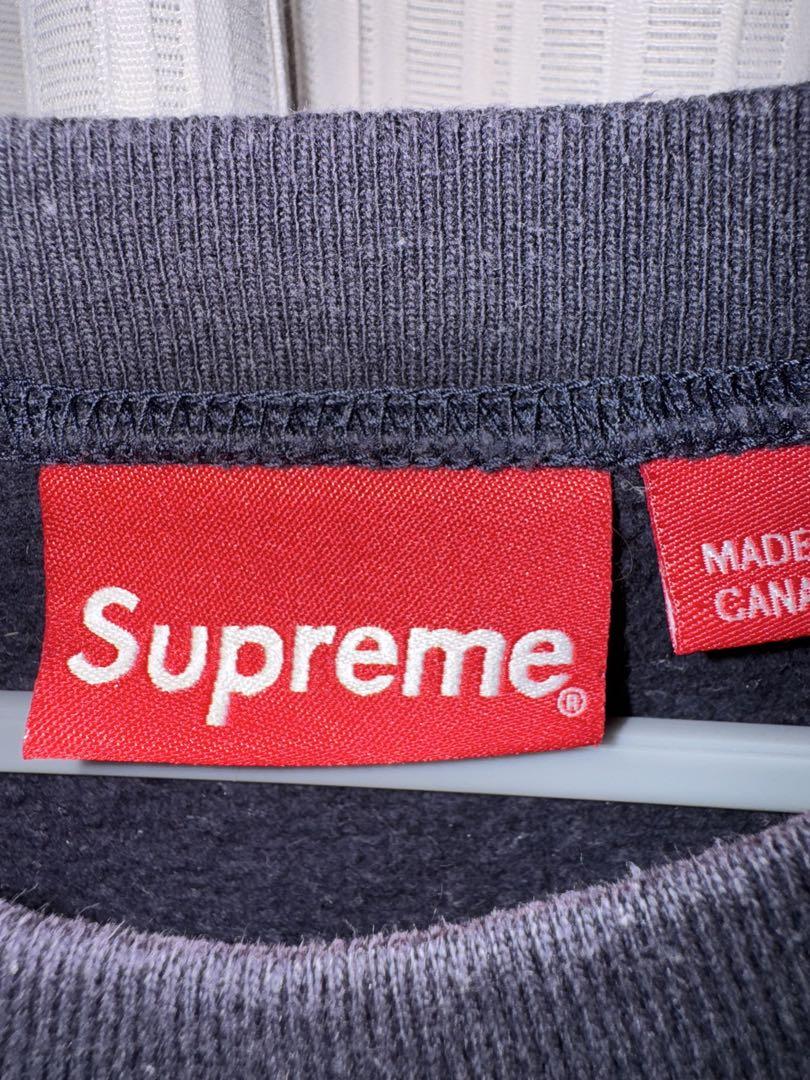 supreme stacked Crewneckアーチロゴ