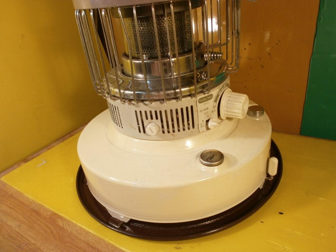 送料無料高性能 対流形 Wクリーンストーブ　　　TYOTOMI　KRA-105.