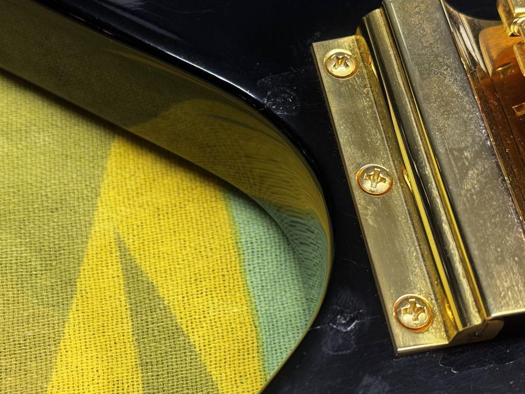 ジャンク品　Gibson フライングV