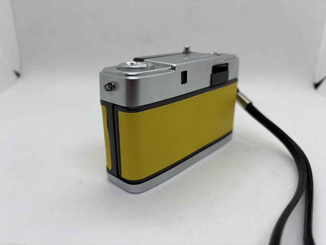極上級 Olympus Pen EE ハーフサイズフィルムカメラ お洒落な黄色