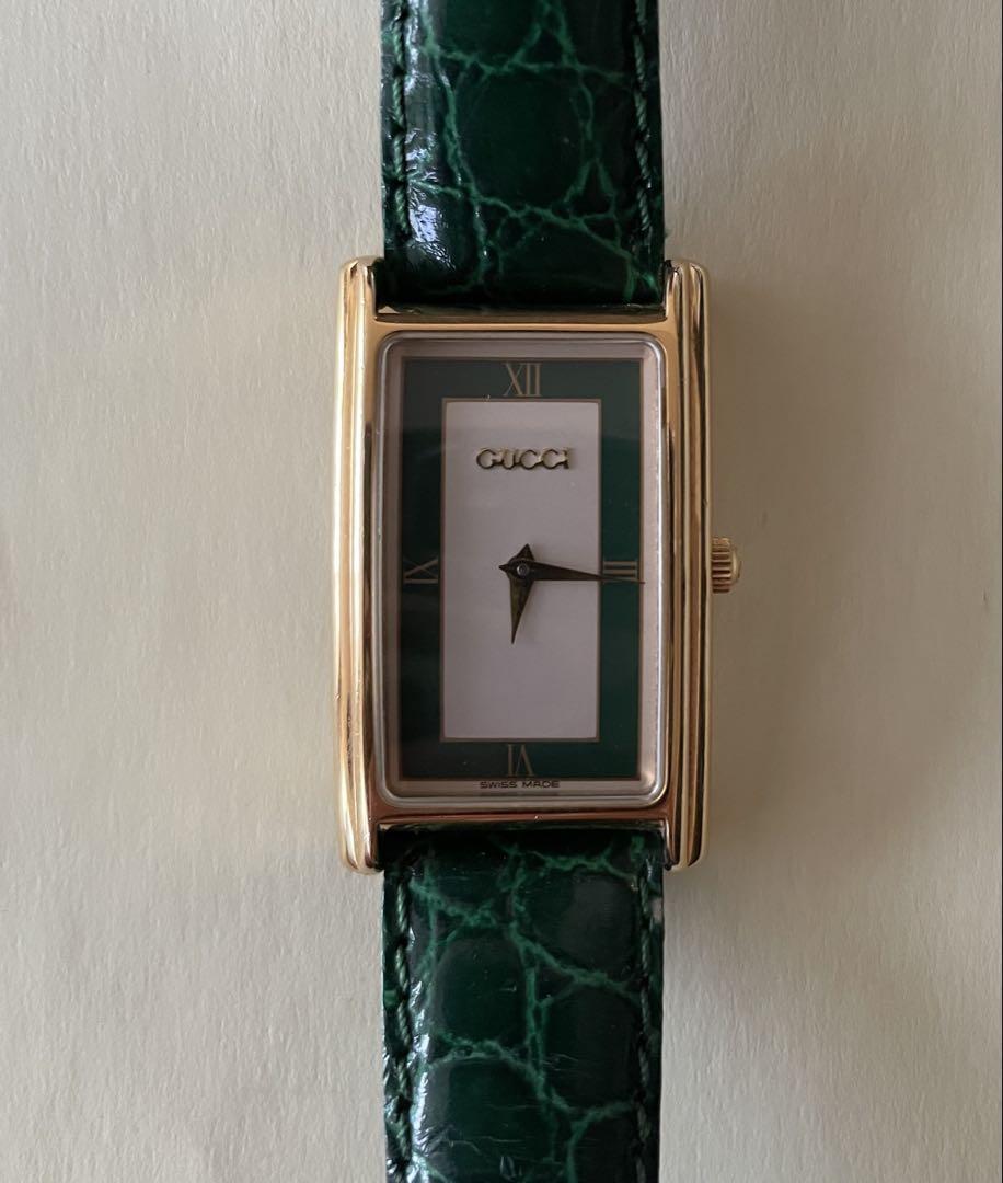 GUCCI グリーンレザー 時計 2600 M ヴィンテージ時計