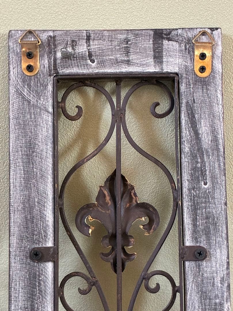 アイアン＊装飾アイアンフレーム＊壁掛け＊壁飾り＊vintage風＊ウォールデコ アンティーク調アイアン壁掛けウォールアート 壁飾り アートパネル