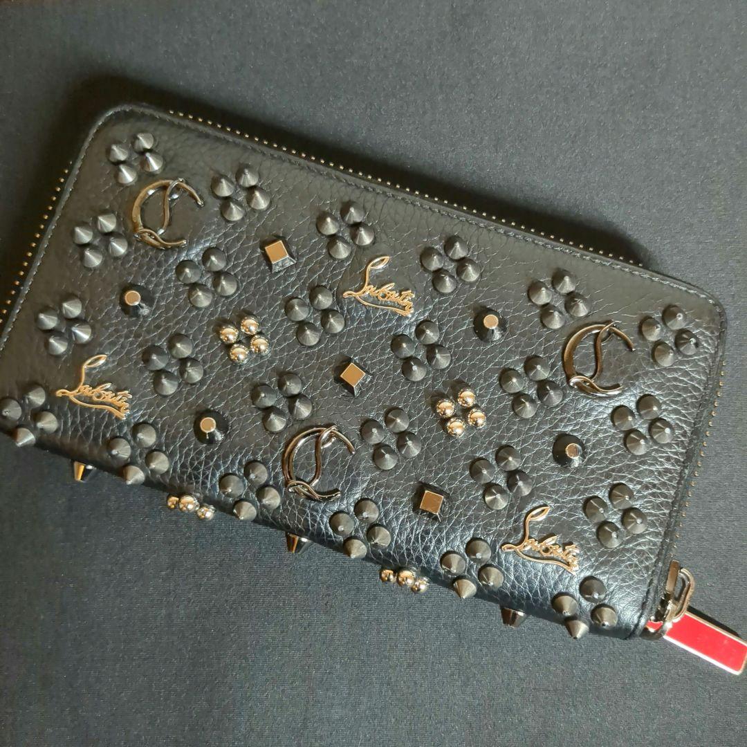 美品 Christian Louboutin パネトーネ ラウンドファスナー 黒