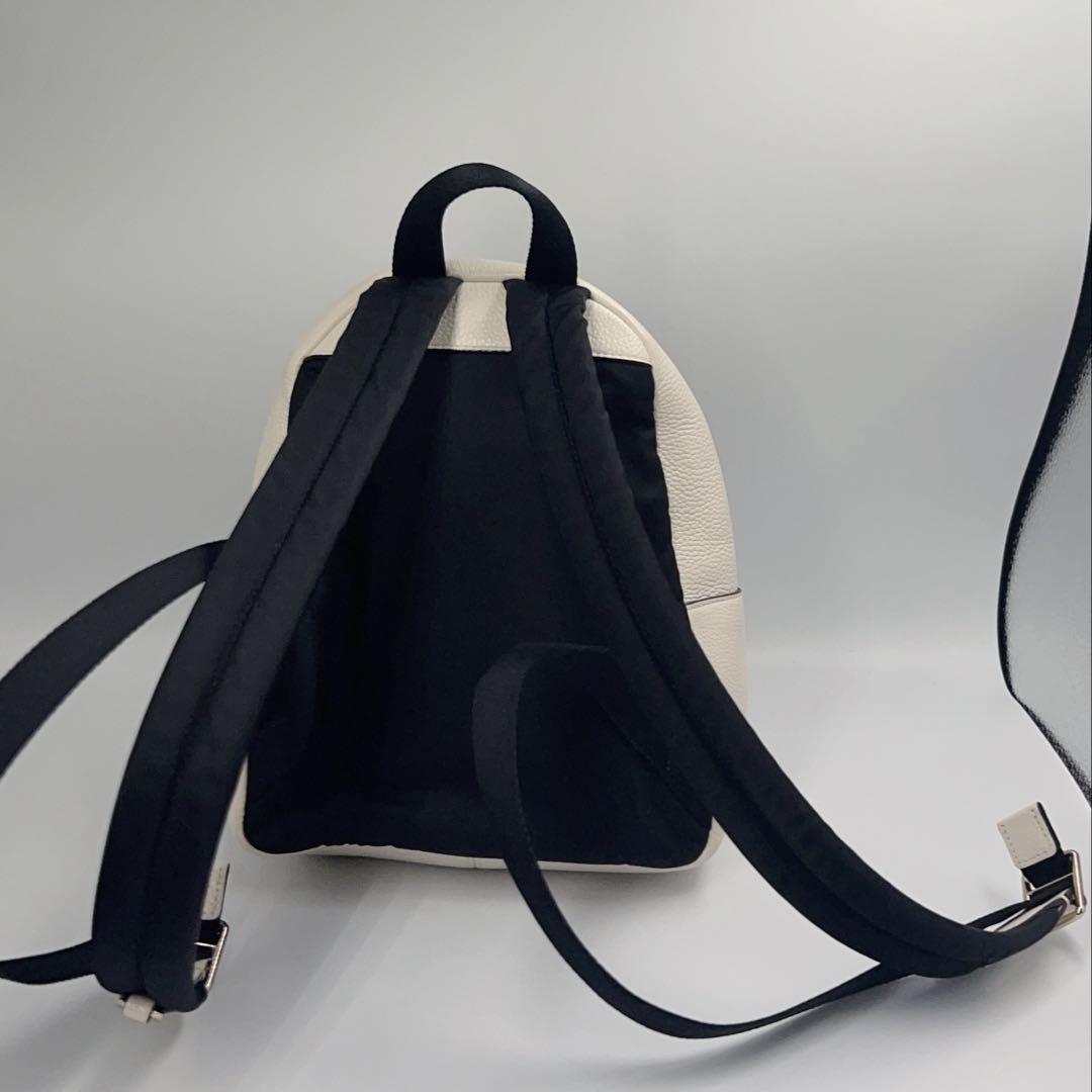 特価★美品✨正規品コーチCOACH ミニリュック レザー アイボリー