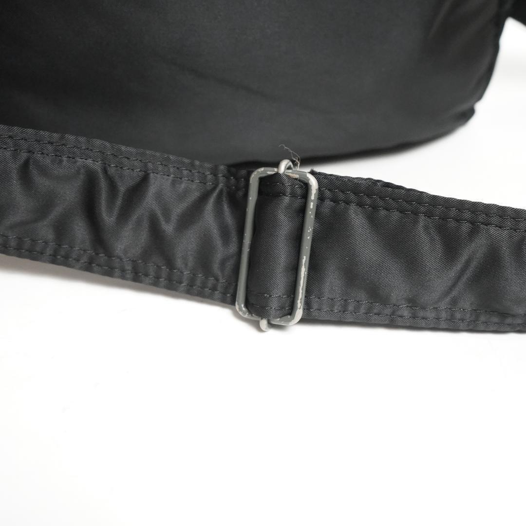 【美品】ポーター PORTER タンカー 2室式 ショルダーバッグ(M) 【美品】ポーター PORTER タンカー 2室式 ショルダーバッグ(M)