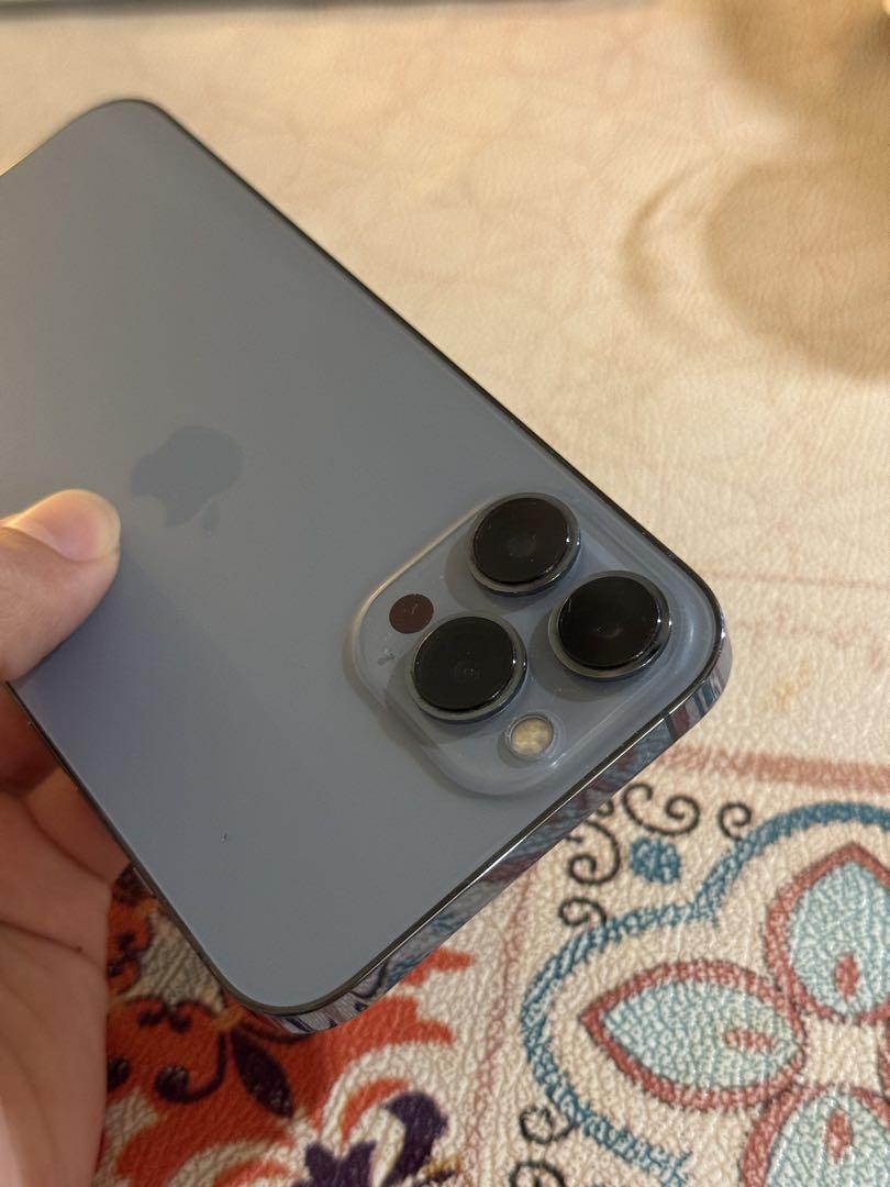 Apple iPhone 13 Pro Max シエラブルー本体
