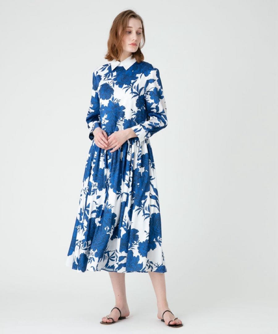 【新品・タグ付】ルルウィルビー RATTIフラワー衿付きワンピース アルアバイル 【新品・タグ付】ルルウィルビー RATTIフラワー衿付きワンピース アルアバイル