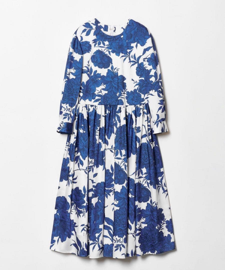 【新品・タグ付】ルルウィルビー RATTIフラワー衿付きワンピース アルアバイル 【新品・タグ付】ルルウィルビー RATTIフラワー衿付きワンピース アルアバイル