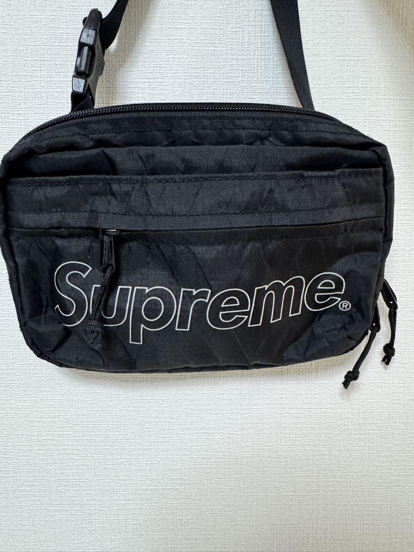 Supreme 18FWショルダーバッグ ブラック