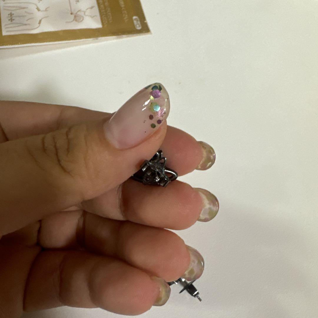ヴィヴィアンウエストウッド　オーブ　ピアス　パープル Vivienne Westwood（ピアス ・ パープル/紫色系）のフリマ