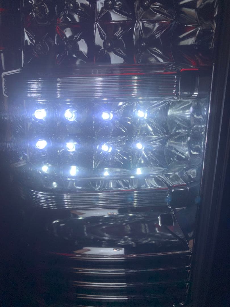 たむ 様専用】中古 VALENTI ヴァレンティ ジュエル LEDテールランプ