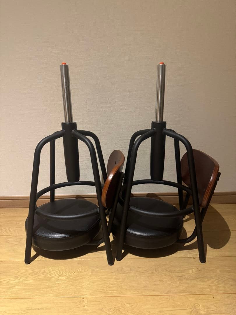 高さ調整傷や汚れあり