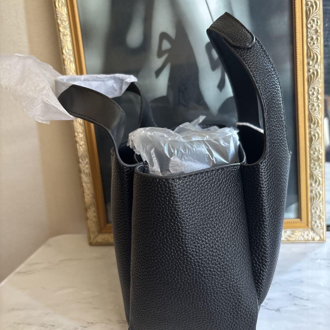 201 PRADA プラダ黒 ハンドバッグ　ピコタン　【大人気！即完】