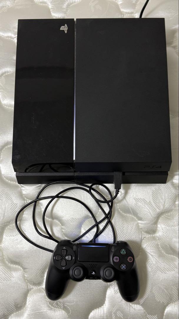 PlayStation 4 本体 + コントローラー + ケーブル