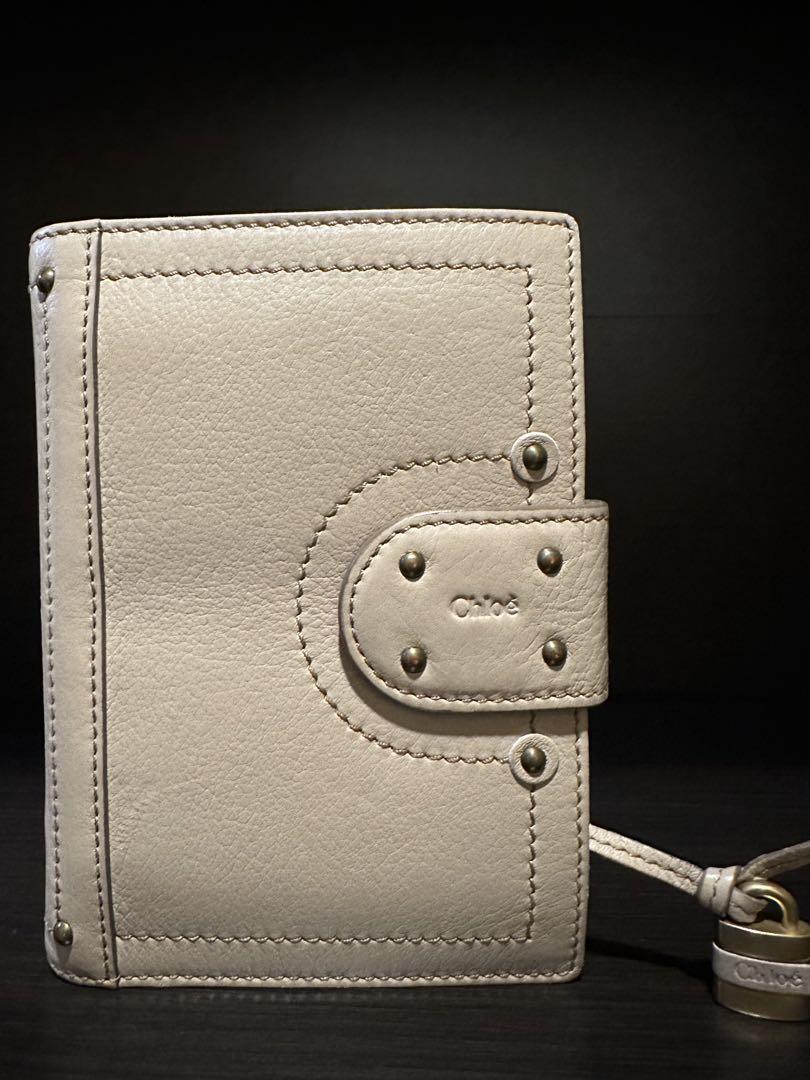 Chloe ベージュレザー手帳カバー　6つ穴
