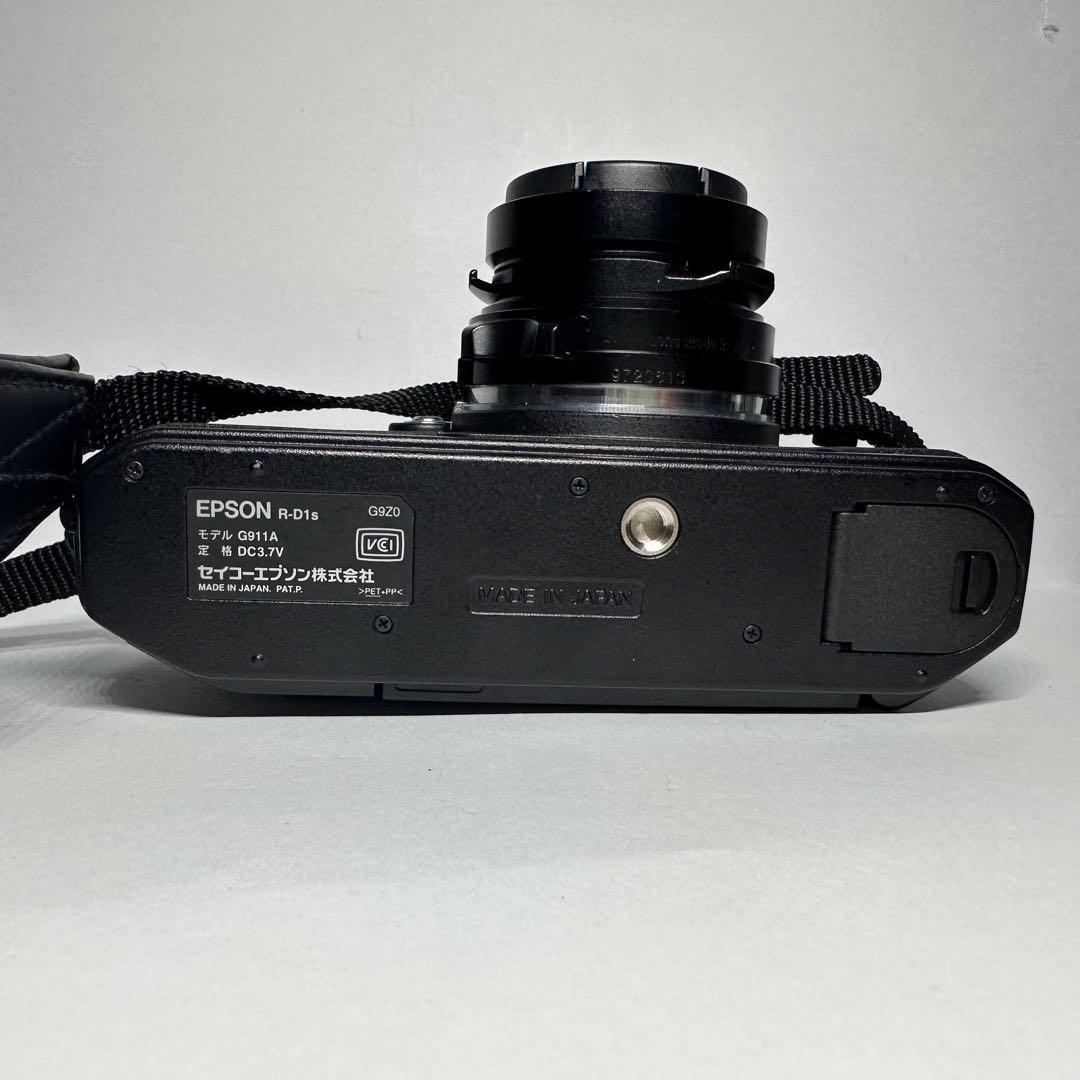 EPSON エプソンR-D1S レンジファインダーカメラ Voigtländer