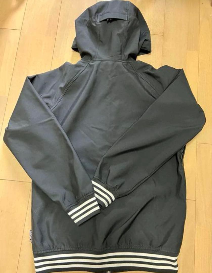 アディダス　スノーボードウェア　Mサイズ