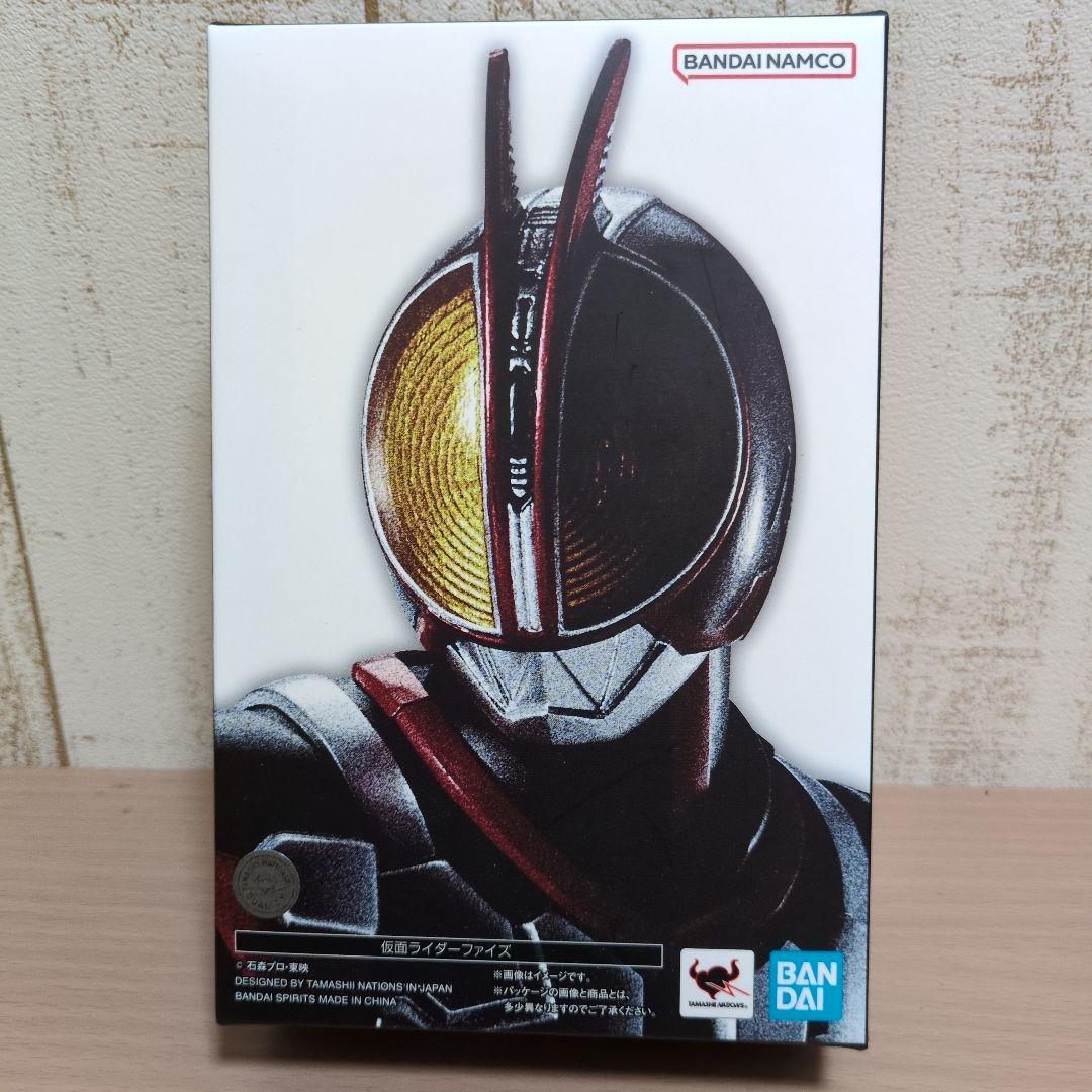 S.H.Figuarts　真骨彫製法　仮面ライダーファイズ