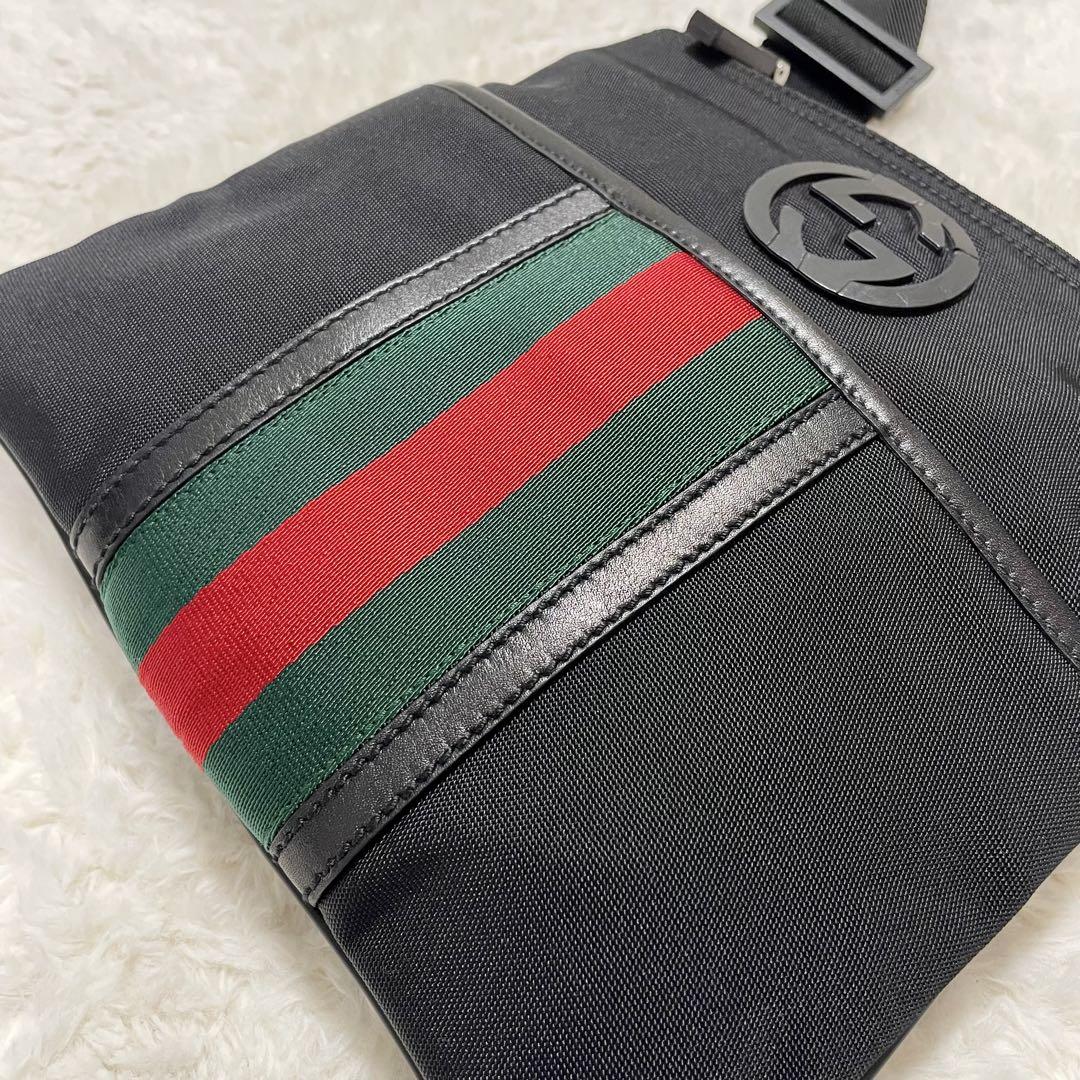 GUCCI インターロッキングG シェリーライン ナイロン ショルダー
