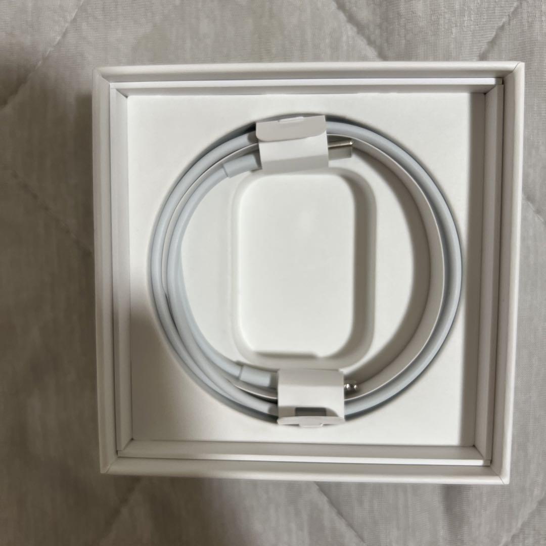 Apple AirPods 本体 ホワイト 充電ケース付き 美品 AirPods本体 ホワイト 充電ケース付き