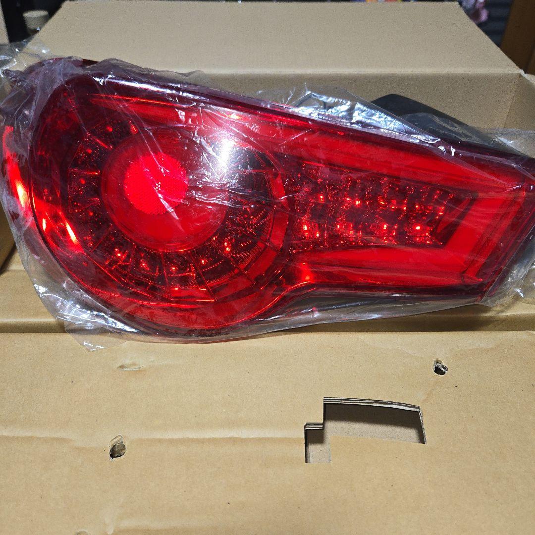 86BRZ ZN6/ZC6 バルカン ファイバーフルLEDテール 流星ウインカー
