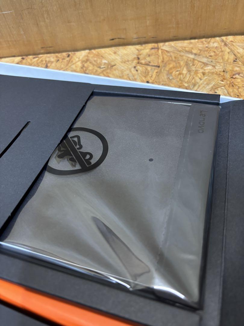YOGA BOOK Lenovo YB1-X90F タブレット Lenovo YB1-X90F 4GB of RAM, 64GB Storage, Android 6.0, 2 in