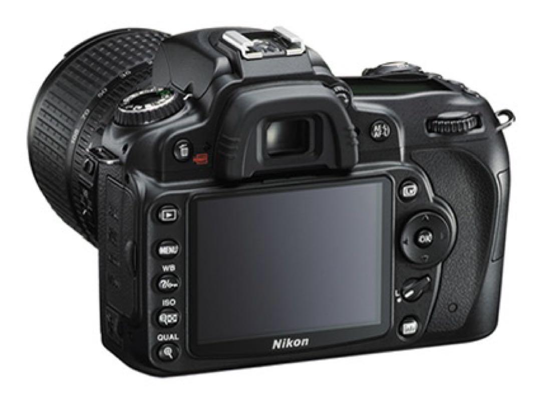 Nikon D90 美品　動作確認済み　一眼レフカメラ