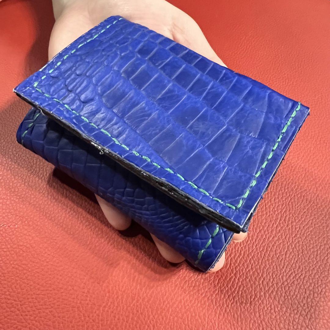 【SALE】三つ折り財布 小銭入れ付き ブルー クロコ型押し