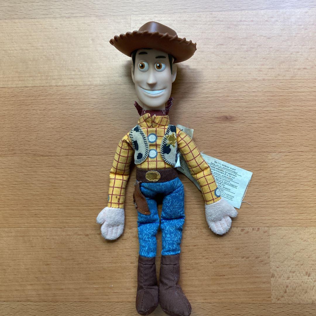 トイ・ストーリー ウッディの人形（帽子付） - メルカリ