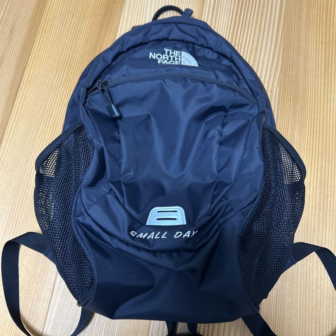 ノースフェイス スモールデイ　リュック　15l
