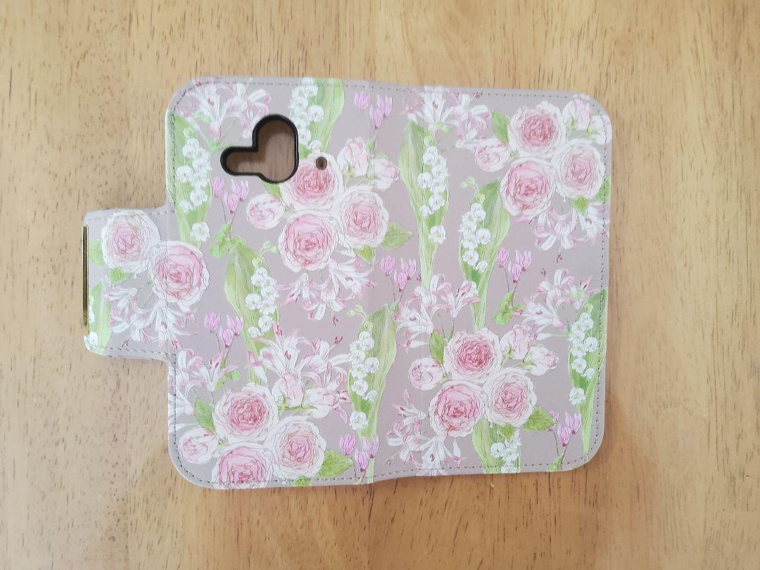 docomo らくらくスマートフォン F-52B おまけ付き