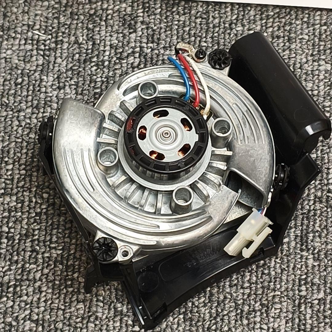 iRobot Roomba S9 ファンモーター 本物 iRobot Roomba S9 ファンモーター 本物 - メルカリ