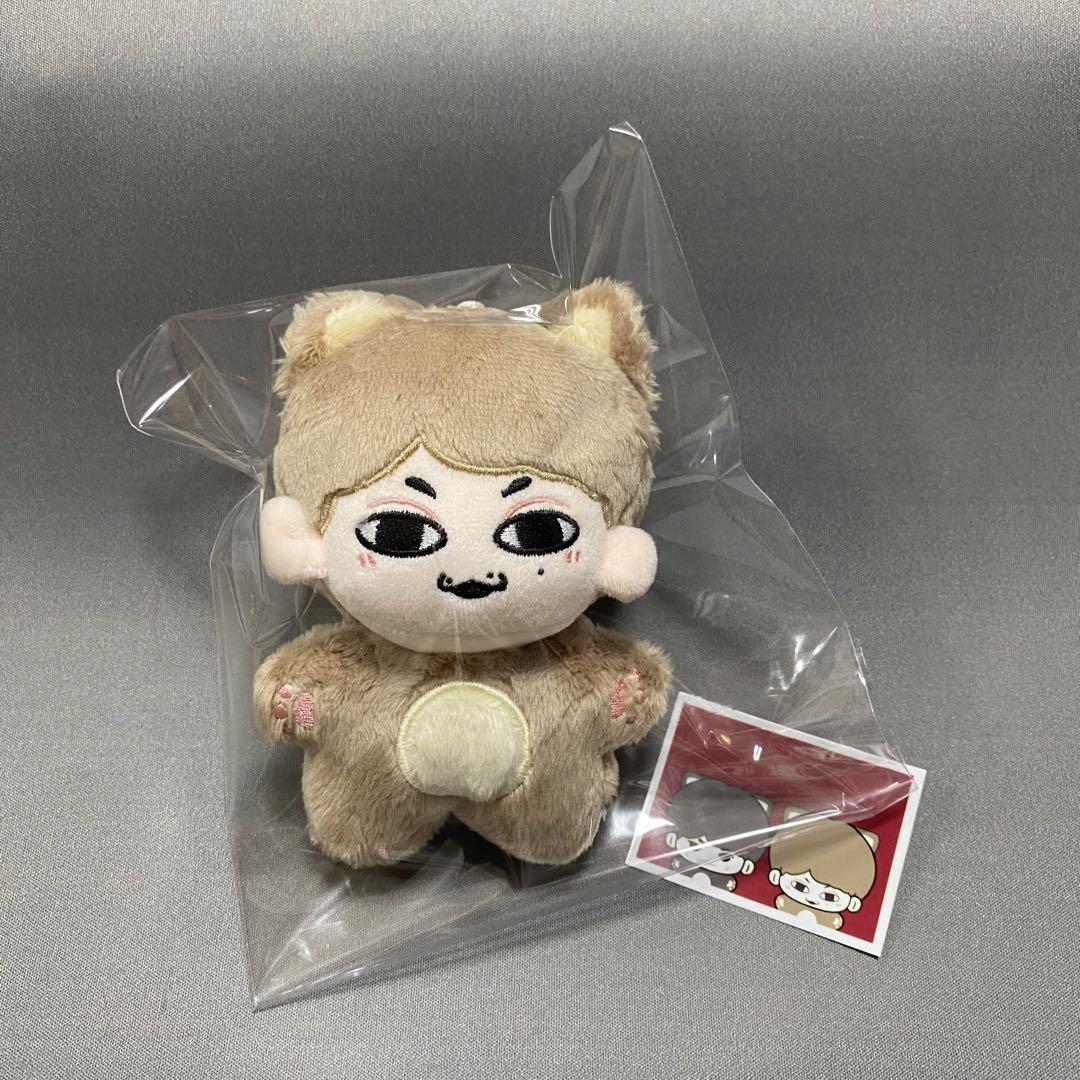 ジュン　ぬいぐるみ　10cm 新品　マスター　セブチ　svt ジュン ぬいぐるみ 10cm 新品 マスター セブチ svt - メルカリ
